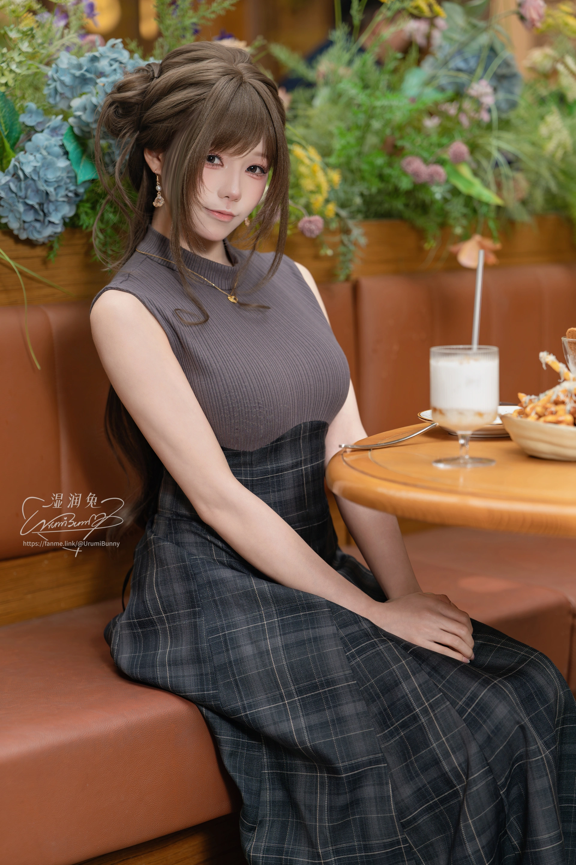 咬一口兔娘一日约会第三张预览