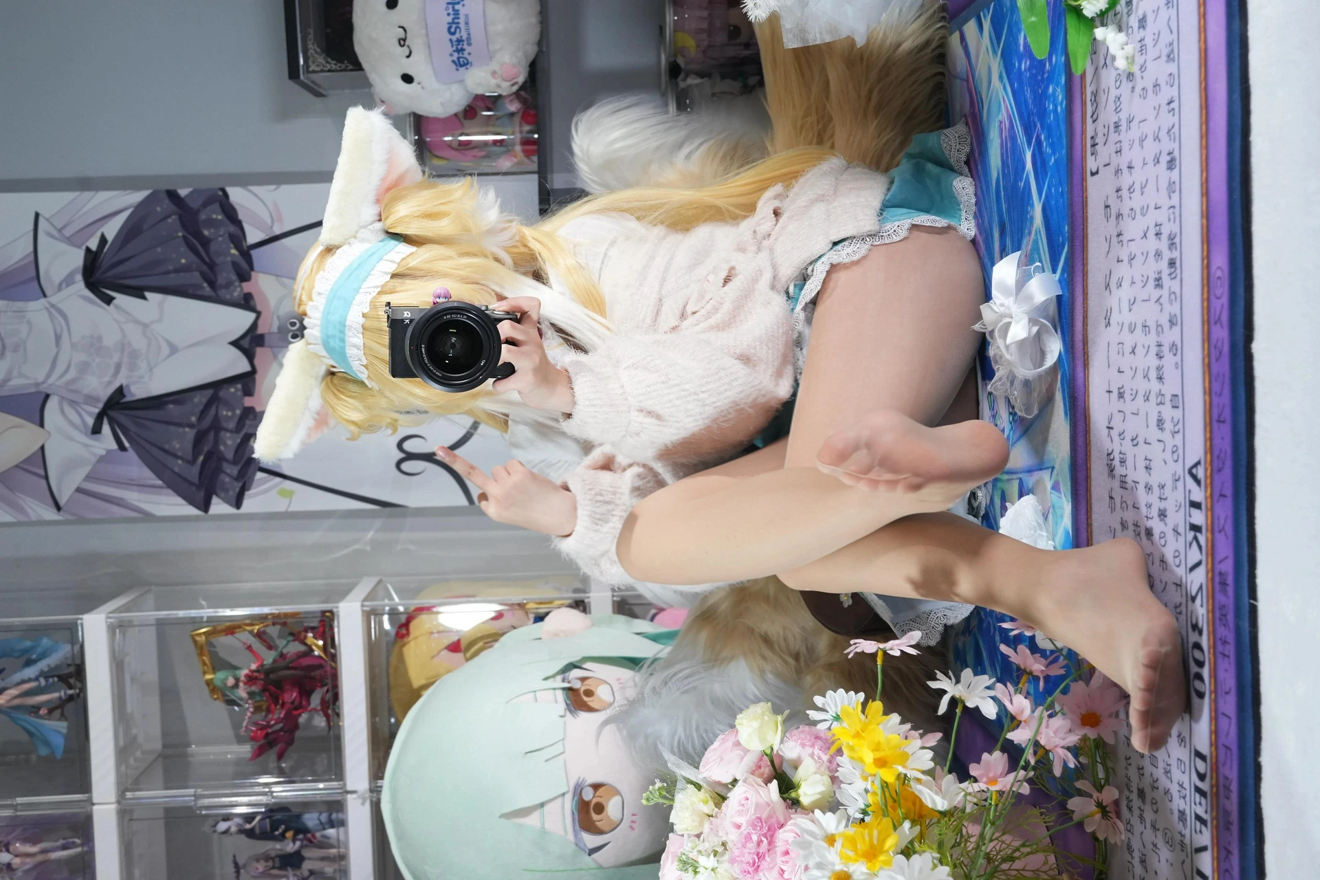 白栎Shirly铃兰室内全身写真