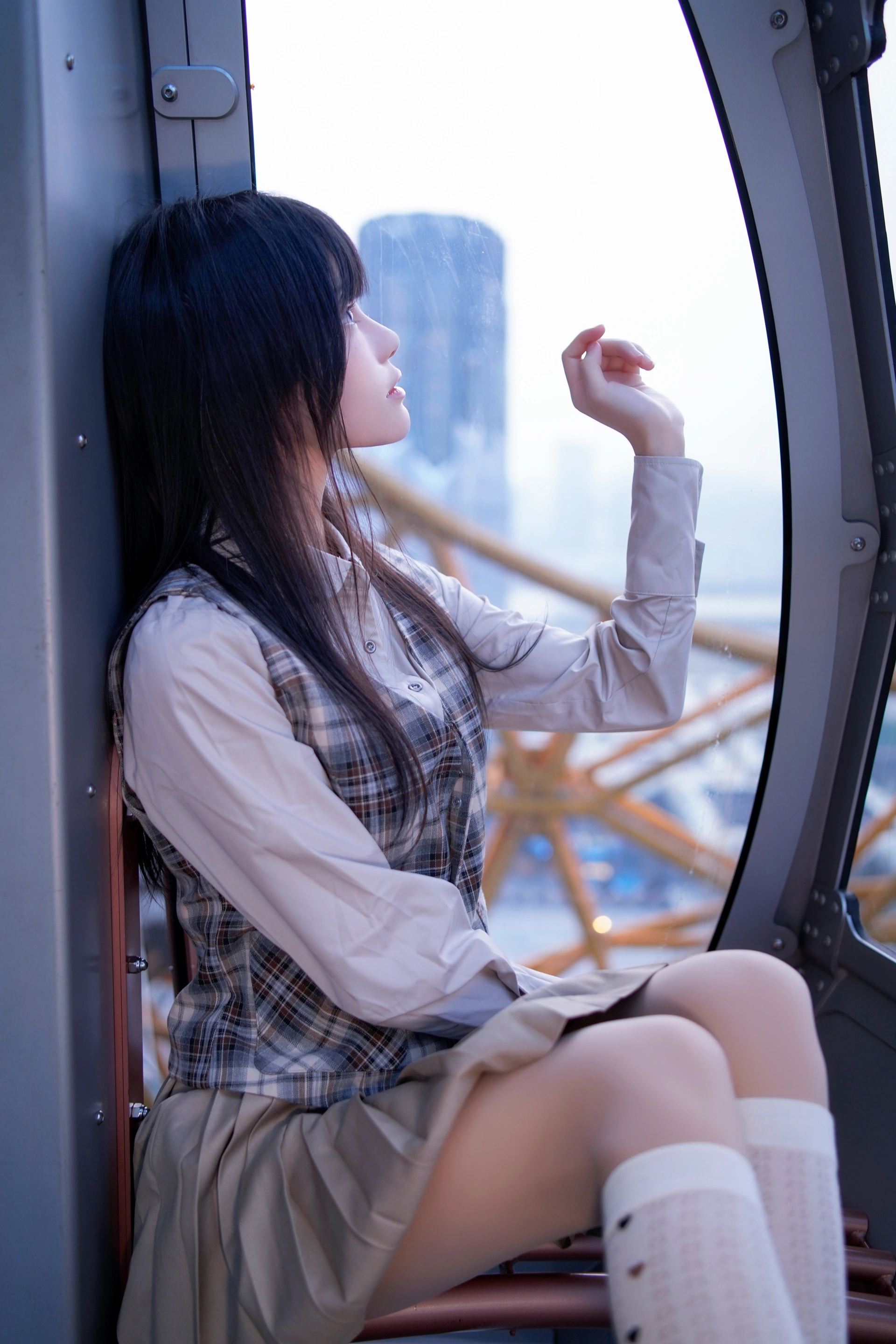 桜桃喵摩天轮车厢内制服造型