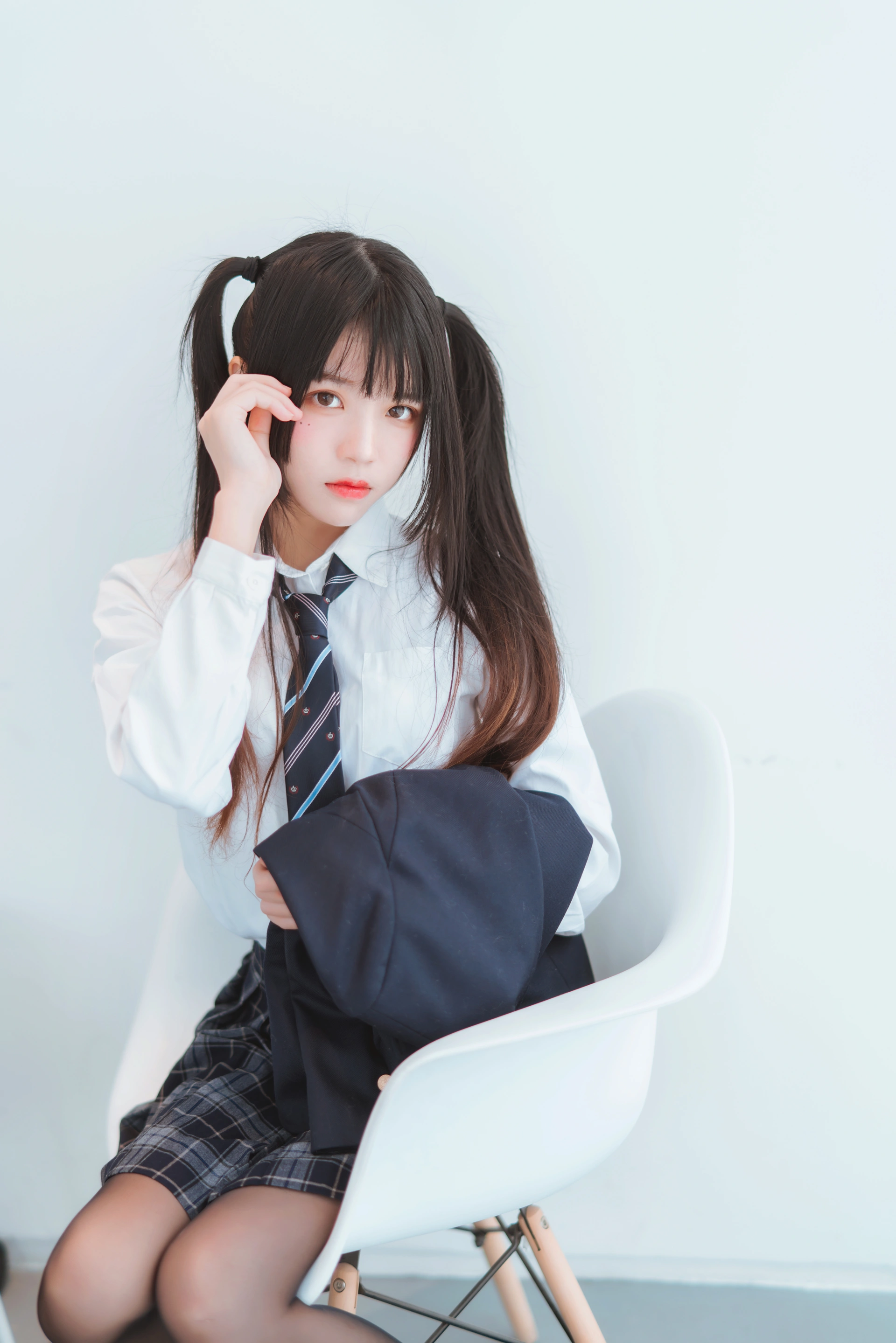 桜桃喵冬制服室内造型