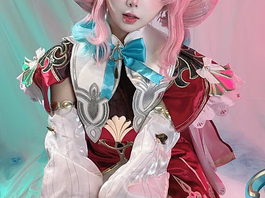 ChuChuMAGIC《崩坏：星穹铁道》风堇COS：清爽配色和轻盈气质
