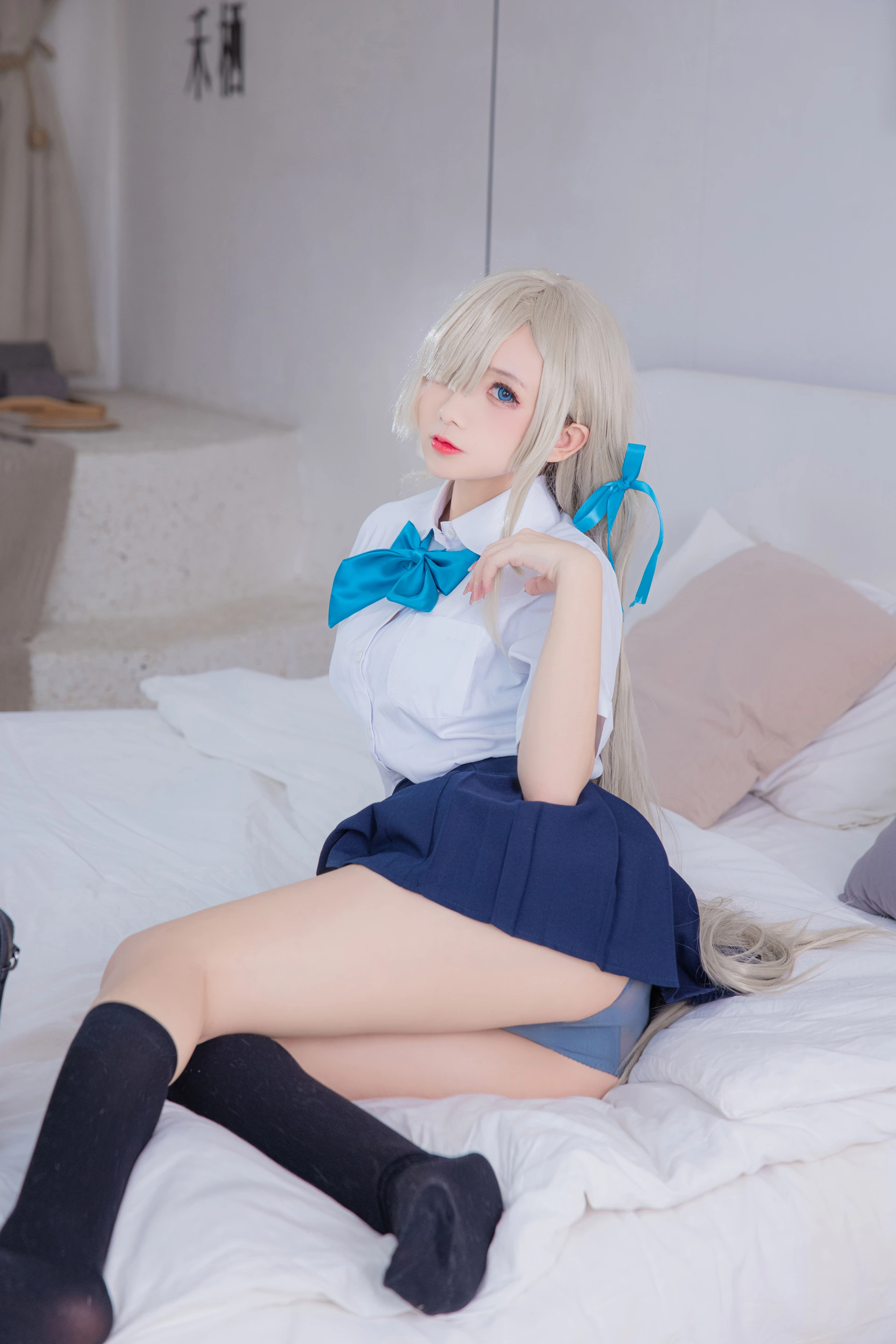 日奈娇明日奈蓝白JK制服造型